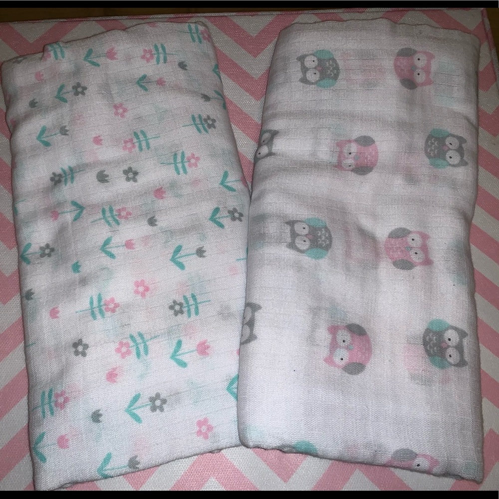Muslin swaddle